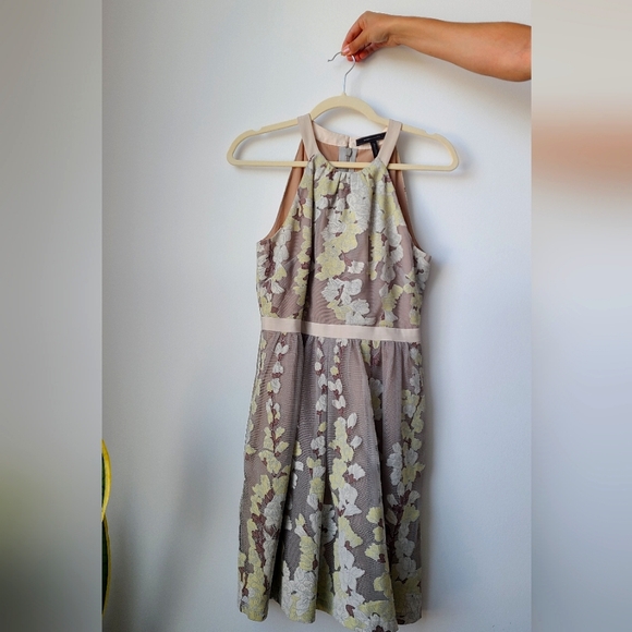 BCBGMaxAzria Cailyn Dress in Silver Dove - Picture 3 of 12